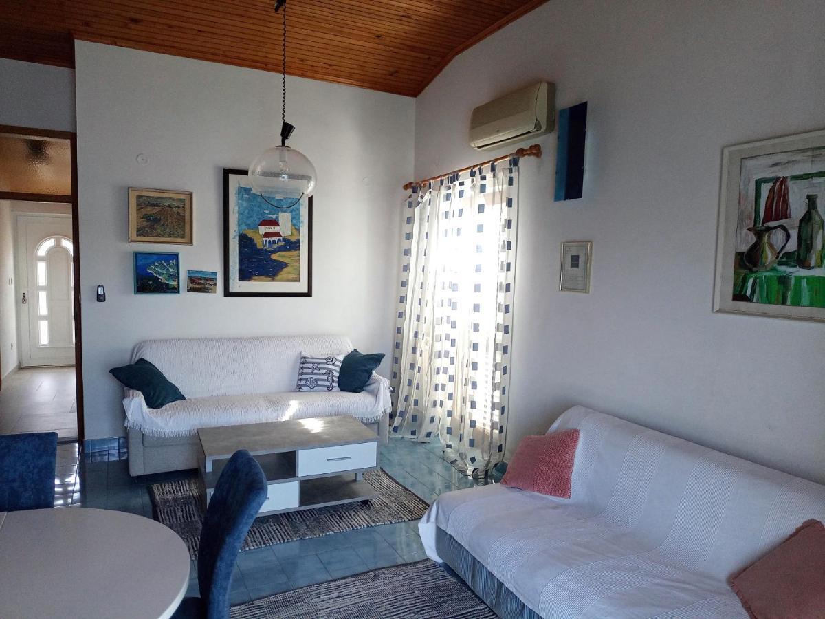Guesthouse Gradina Loviste Exterior photo