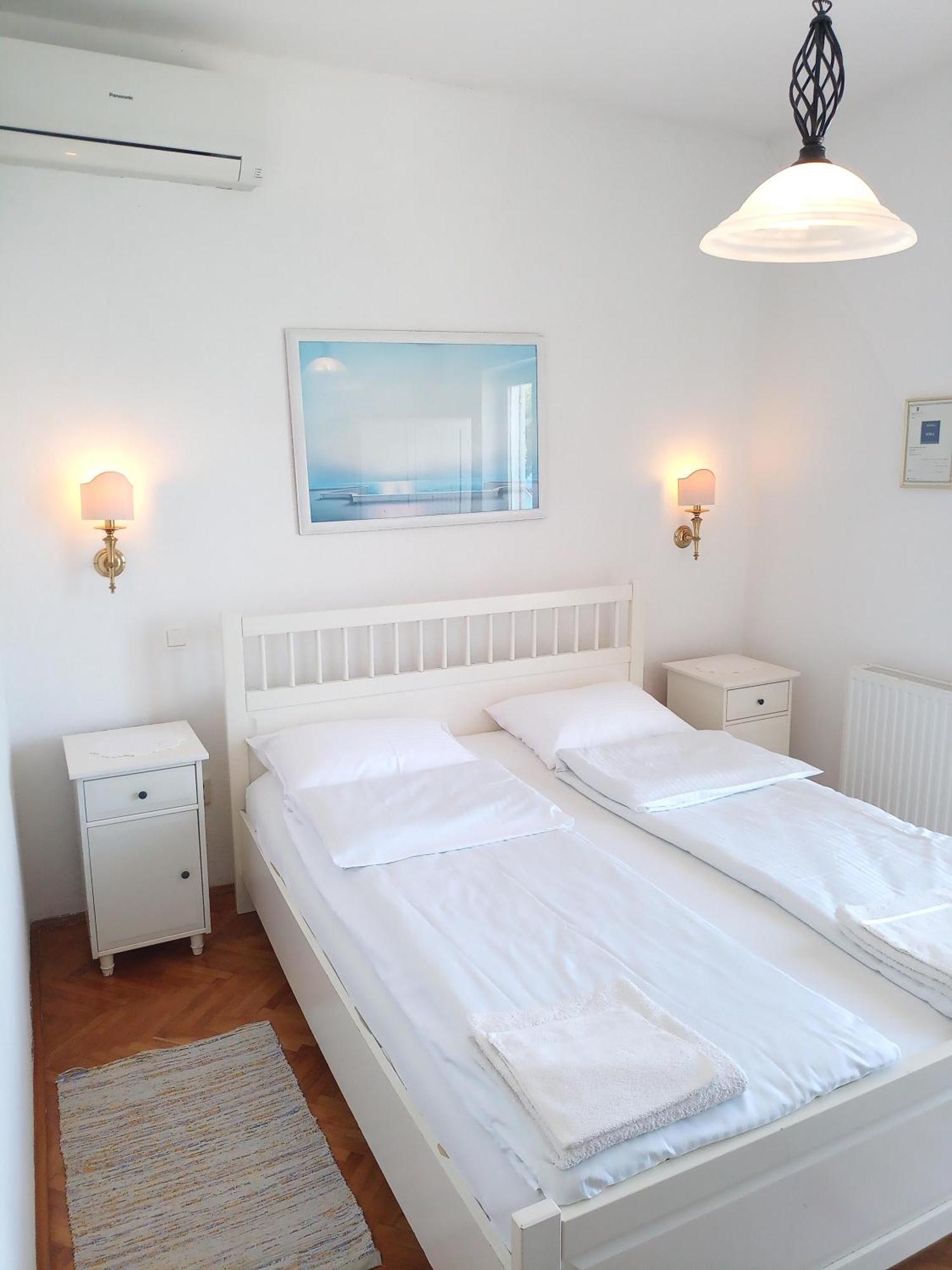 Guesthouse Gradina Loviste Room photo